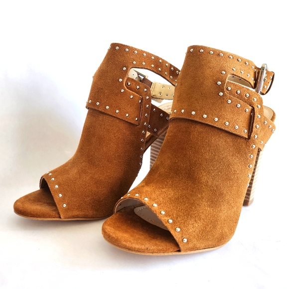 BNIB Guess Suede Sandals - Picture 2 of 12